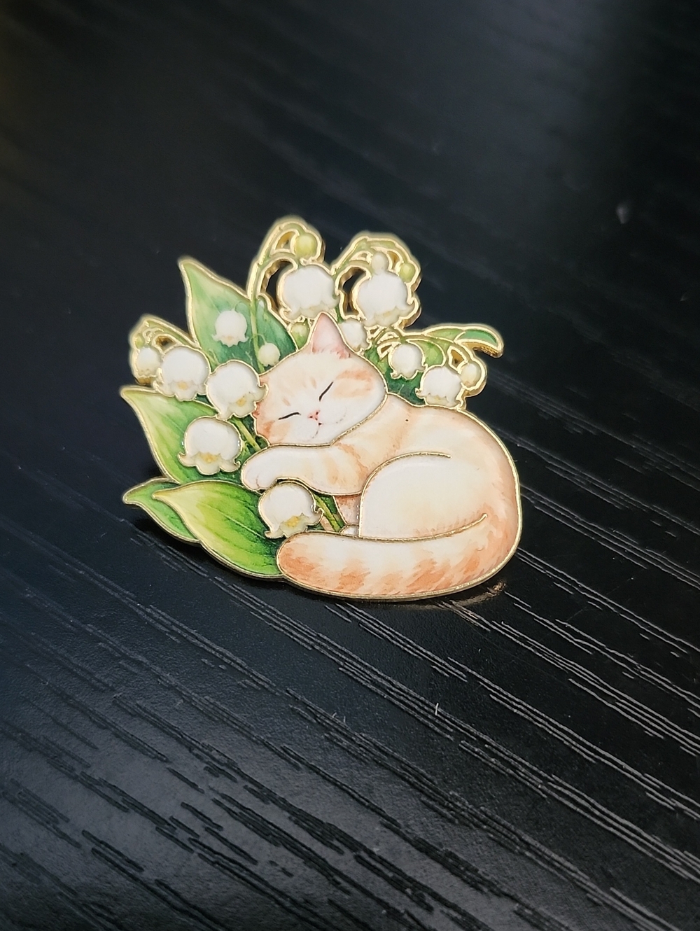 Orange Cat & Lily Enamel Pin – Cream and Green